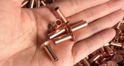 Kobrezko errematxeak Europara bidaltzen dituzte